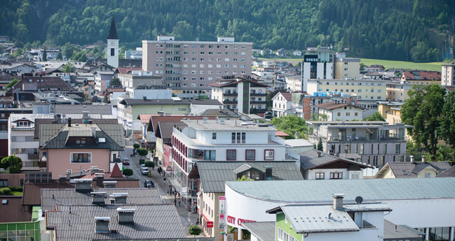 Stadt Wörgl in Tirol von oben